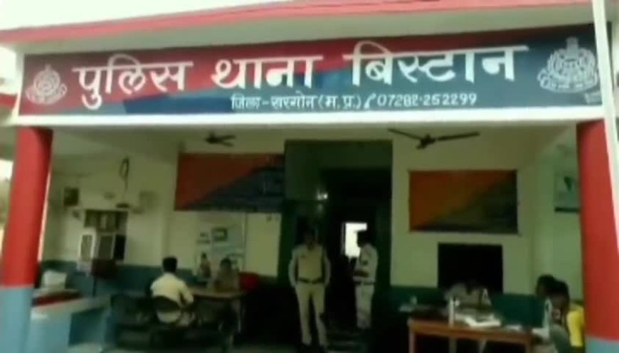 खरगोन न्यूज : पूरा बिस्टान दोपहर तक रहा बंद, भारी संख्या में पुलिस बल तैनात, आक्रोशित लोगों ने की तोड़फोड़