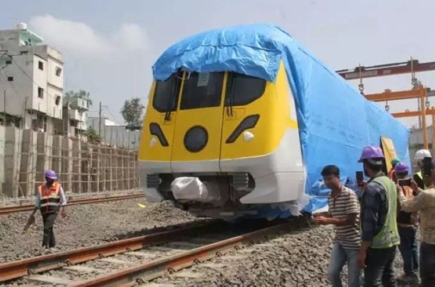Indore metro news: इंदौर में मेट्रो रेल के तीन डिब्बे पहुंचे, शहर में इस तारीख को दौड़ेगी, जानिए कहां बने